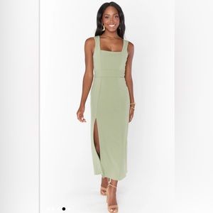 Show Me Your Mumu Eden Midi Dress in Moss Green Stretch